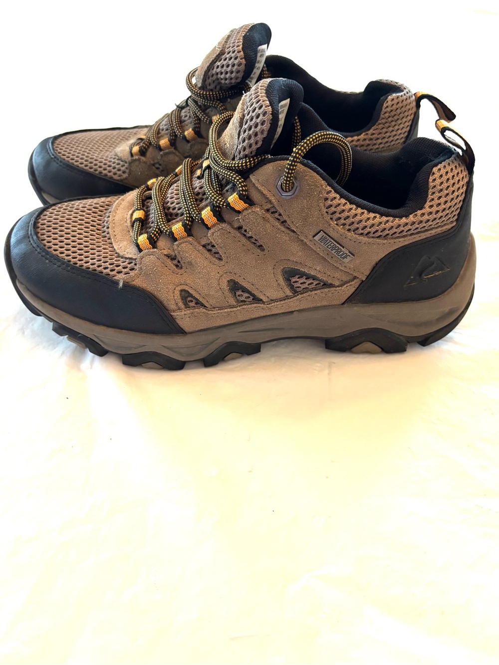 Ozark Tan Black Mesh Trail Lightweight Hiking Sneakers SZ 8 Worn 1X